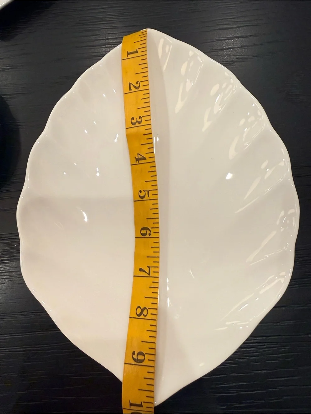 White Porcelain Crate & Barrel Leaf-Shaped Ceramic Serving Plates - Set of 5
